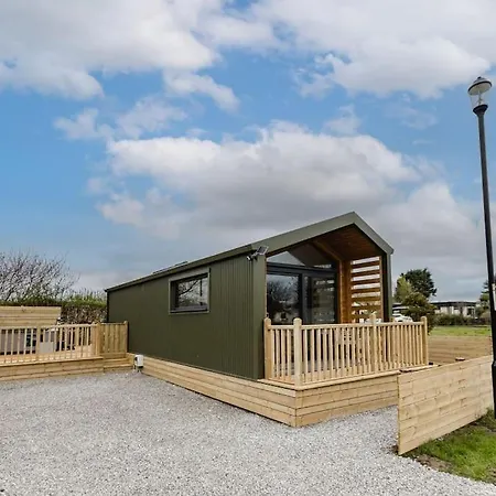 Lowfield Lodge & Hot Tub - Humberston Fitties Beach Cleethorpes Exterior photo